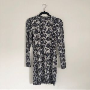 Snake Print Backless Long Sleeve Mini Dress